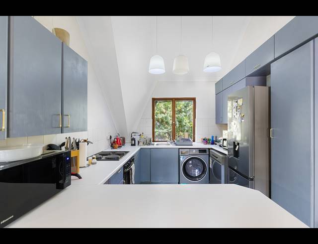 2 BEDROOM APARTMENT FOR SALE IN PAULSHOF